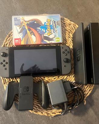 Nintendo Switch + Pokémon Spada