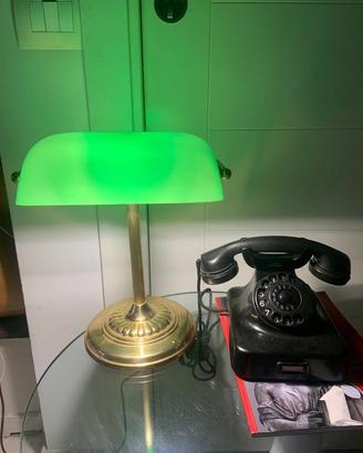 lampada da biblioteca ottone e vetro verde anni 80