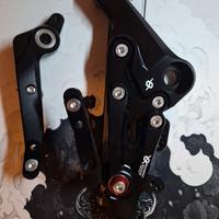 Pedaline arretrate Aprilia Rs/tuono 660 