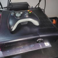 Xbox 360 250gb + 3 giochi  inclusi 