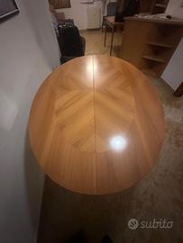 Tavolo pieghevole rotondo