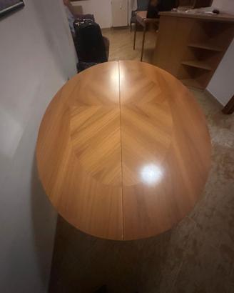 Tavolo pieghevole rotondo