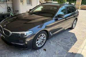 BMW 520 TOURING  LUXURY