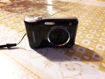 Maccguna fotografica digitale