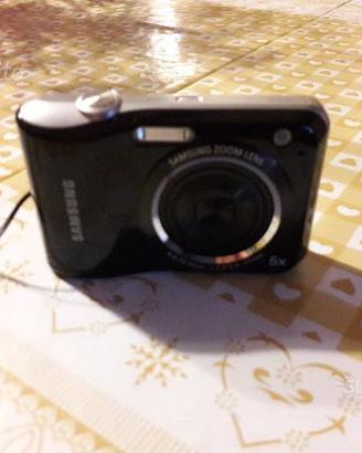 Maccguna fotografica digitale