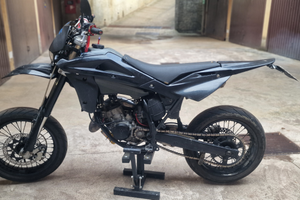 Husqvarna sm125 motard doppio posto revisione2027