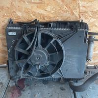 Gruppo radiatore Ford Fiesta