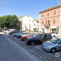 Negozio ristrutturato a Chiaravalle