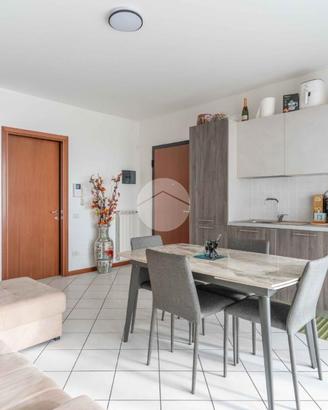 4 LOCALI A TREZZANO SUL NAVIGLIO