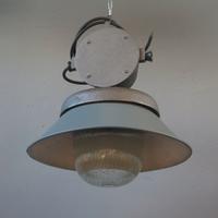 LAMPADA INDUSTRIALE RESTAURATA DA FABBRICA
