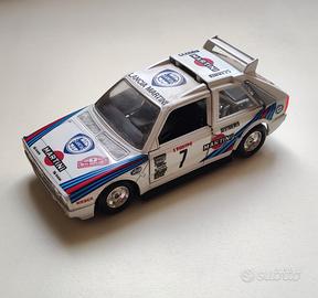 modellino Lancia Delta