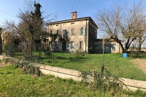 CASA DI CORTE A SAN GIORGIO BIGARELLO