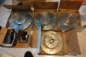 Kit dischi forati e pastiglie