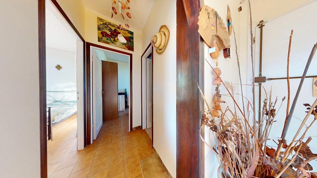 Villaggio Grigio Con Giardino - Vista 4