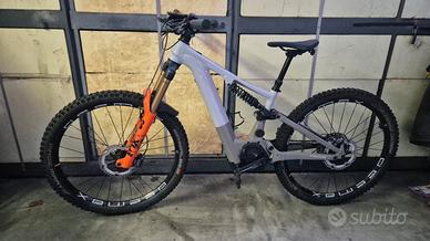 Focus Sam2 6.9 ebike
