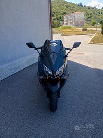 Yamaha T Max 530 iron