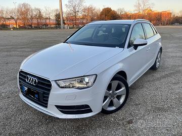 Audi A3 SPB 1.4 TFSI S tronic g-tron Ambiente