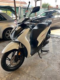 Honda sh 150 sport
