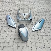 KIT CARENE TMAX 2001 2007 ORIGINALI CON DIFETTI