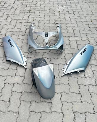 KIT CARENE TMAX 2001 2007 ORIGINALI CON DIFETTI