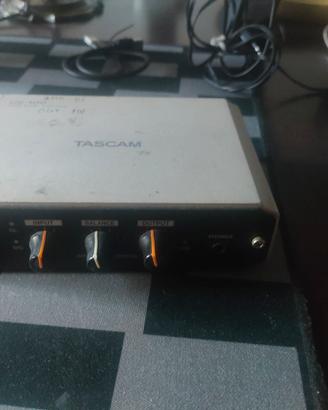 TASCAM US-100 – Interfaccia Scheda Audio USB