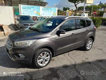 Ford Kuga 2.0 TDCI 150 CV S&S 2WD Business -