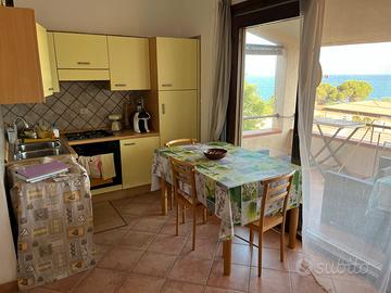Villetta fronte mare Porto Corallo