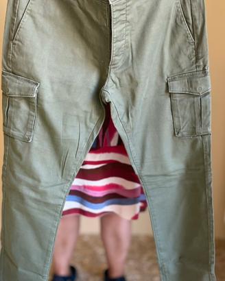 Pantaloni cargo