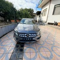 Gla 220d amg premium