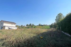 Terreno edificabile a 300 m dalla piazza