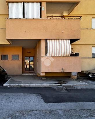 4 LOCALI A SEZZE