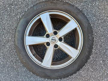 volvo v40 cerchi in lega 16"