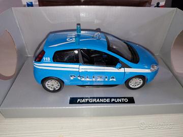 Fiat Grande Punto Polizia New Ray 1 24 raro
