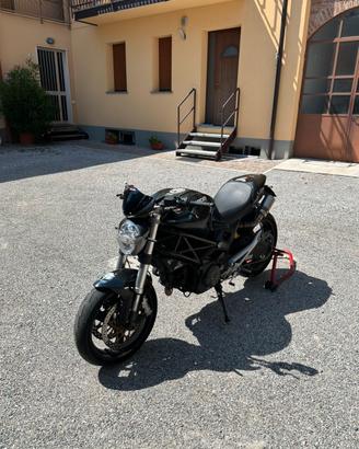 Ducati monster 696 depo A2