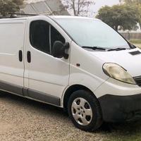 Opel Vivaro 2.0 diesel anno 2013 - 3 posti