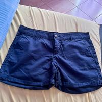 Pantaloncini blu in cotone taglia 42