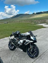 YAMAHA YZF R1-M 2015