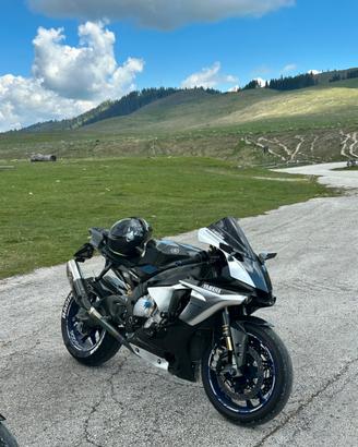YAMAHA YZF R1-M 2015
