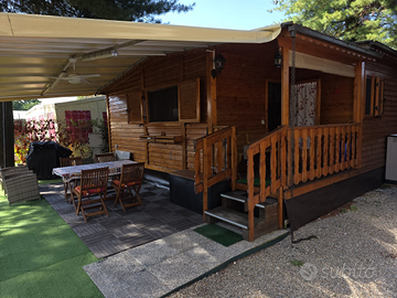 Bungalow in legno sul lago Maggiore