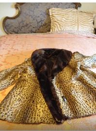 Ocelot bevy , taglia 46/48 con collo di castoro .