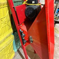 Bigiatrice per macinazione uva