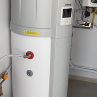 Scaldacqua a pompa di calore con accumulo MAXA