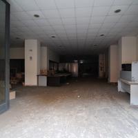 5 Vetrine 750mq C3 tra Corso Italia e via Umberto