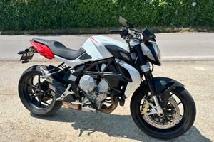 mv agusta brutale 800