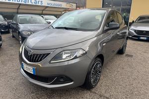 Lancia Ypsilon 1.0 FireFly 5 porte S&S Hybrid Silv