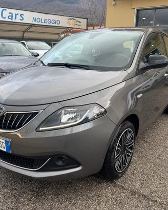 Lancia Ypsilon 1.0 FireFly 5 porte S&S Hybrid Silv