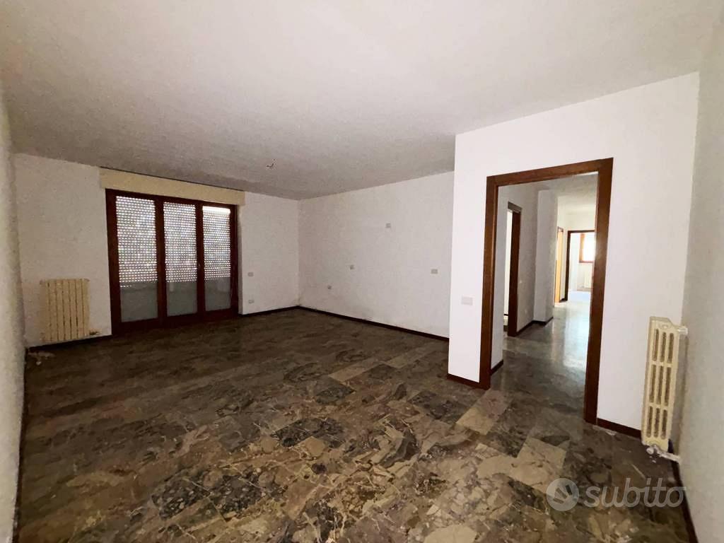 Appartamento – Pieve Emanuele, Quartiere delle Rose, Cascina Marina - Altro