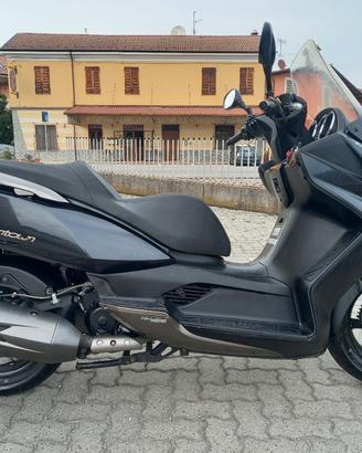 Scooter Kymco Downtown 300i