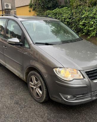 Ricambi Vw Touran prezzi stracc. pre demolizione