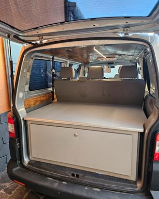 CampingBox e materasso VW T5 passo lungo